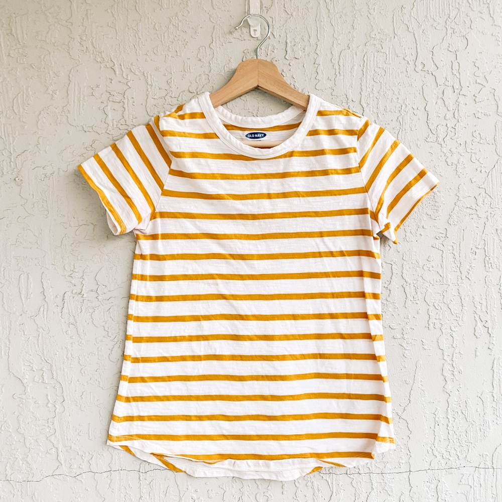 Old navy size XS yellow stripe tee